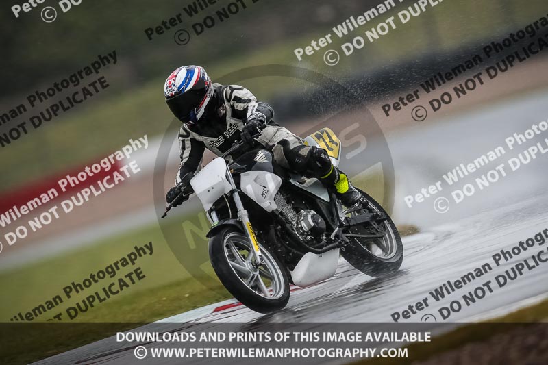 PJM Photography;donington no limits trackday;donington park photographs;donington trackday photographs;no limits trackdays;peter wileman photography;trackday digital images;trackday photos